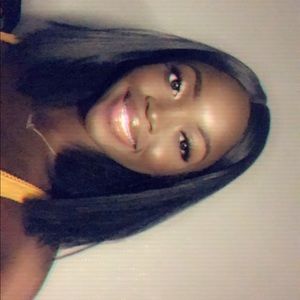 Meet your Posher, Queenly